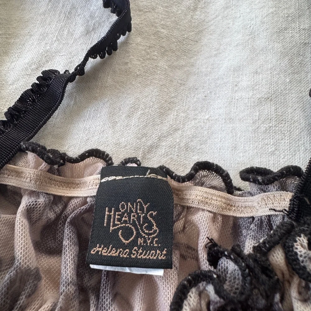 Free People Black and Cream Lace Bra Set - Picture 6 of 10